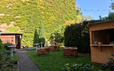 Begegnung im Pfarrgarten
